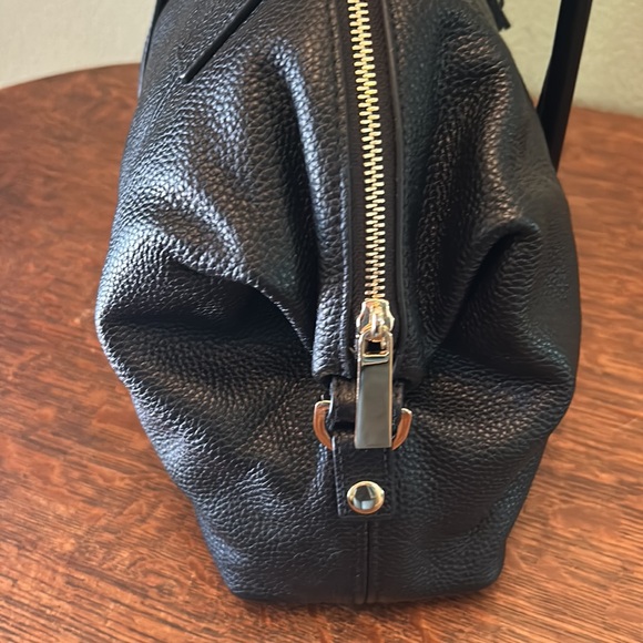 Michael Michael Kors Camden Large Black Pebbled Leather Satchel with Strap - Picture 8 of 16